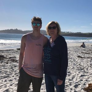 Meet your Posher, Liz